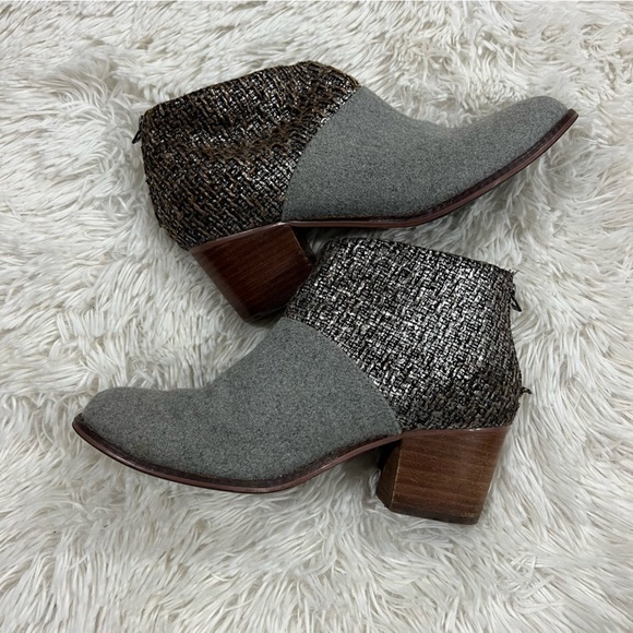 Toms Leila Metallic Tweed Gray Wool Ankle Boots Size 8 - Picture 3 of 11